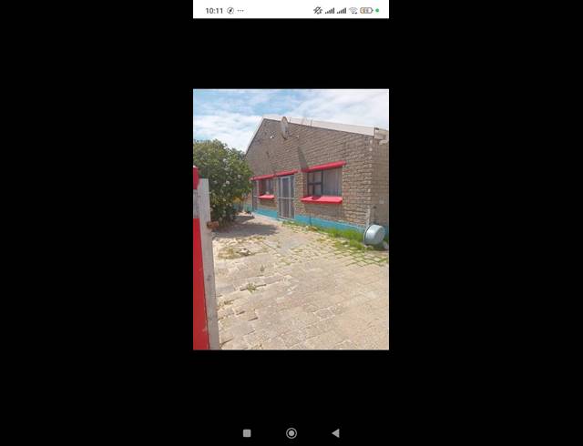 3 BEDROOM FREEHOLD FOR SALE IN MANDELA PARK